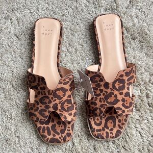 A New Day Women's Leopard Print Sandals. Size 7.5
